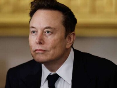 Маск став першою людиною у світі: до якої цифри наблизилися статки мільярдера