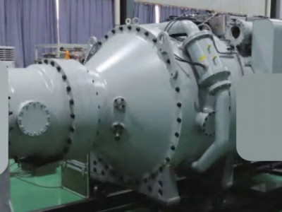 Китай розробив потужну і компактну мікрохвильову зброю, яка може виводити з ладу супутники