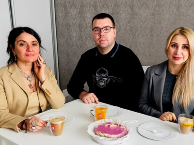 Врятований з Маріуполя гелікоптером: ветеран Віталій Шевела отримав квартиру від Серця Азовсталі