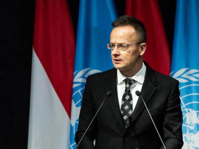 Сійярто відкрито підтримав українських ухилянтів, які тікають із країни