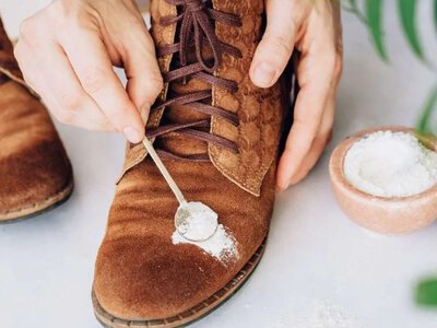 Як врятувати улюблене взуття від солі та сльоти — дієві поради