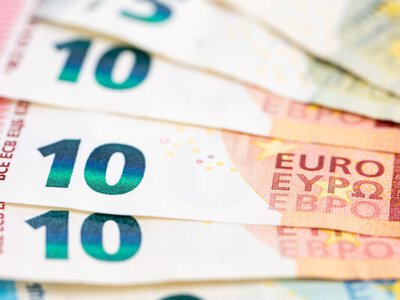 Українські біженці найчастіше знаходять роботу в Естонії Угорщині та Великій Британії