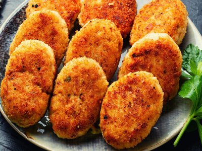 Смачніші за Галю Балувану: як приготувати соковиті рибні котлети вдома і не переплачувати