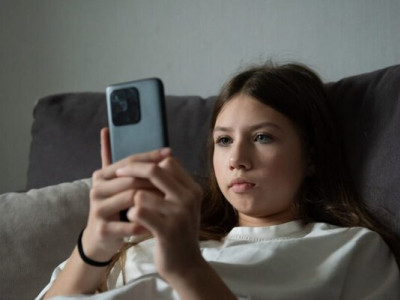 Дослідження: активні користувачі ШІ частіше мають симптоми депресії