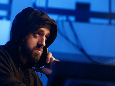 Шахрайство в Україні: як працюють аферисти та як вберегти свої кошти