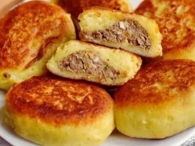 Простий довершений смак. Картопляні зрази за півгодини