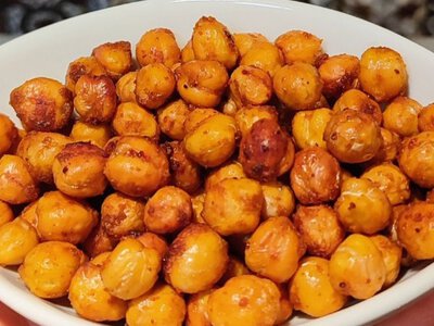 Хрусткий снек з нуту, який не нашкодить фігурі