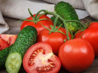 Рекордні за останні п'ять сезонів: чому ціни на тепличні овочі дуже високі