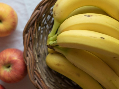 Яблука чи банани: які фрукти кращі для контролю рівня цукру в крові