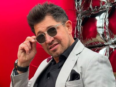 Уміє дарувати любов. 50-річний Джеджула вперше показав свою нову обраницю