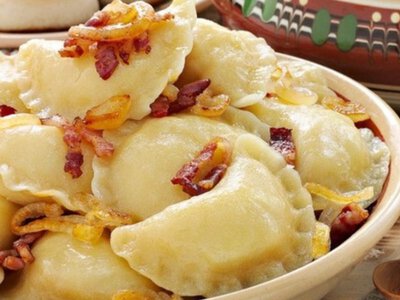 Заварне тісто на вареники: ідеальне, тому що не рветься і не липне до рук