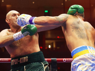 Він мене не побив: Ф'юрі зробив зухвалу заяву щодо поєдинків із Усиком