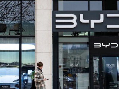 У Польщі заборонили в’їзд китайських авто на військові об’єкти