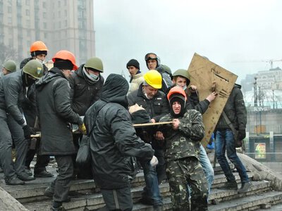 Україна вшановує пам'ять Героїв Небесної Сотні