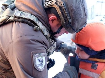 Кілометри пішки: Білий янгол евакуював родину з прифронтової Олексієво-Дружківки