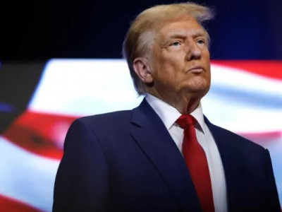 Канада та Мексика отримали звільнення від 10% мит Трампа