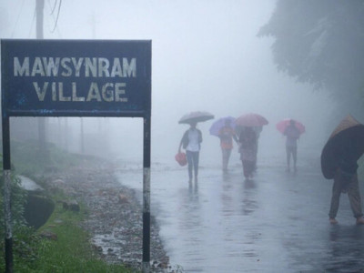 Люди не виходять з дому тижнями через зливи: де розташоване найвологіше місце на Землі