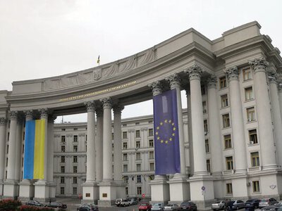 МЗС назвало шантажем погрози Угорщини та Словаччини щодо електроенергії
