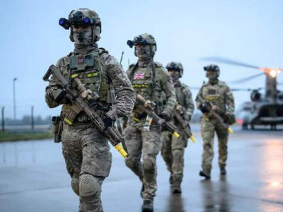 Міністр оборони Британії заявив про готовність відправити війська до України