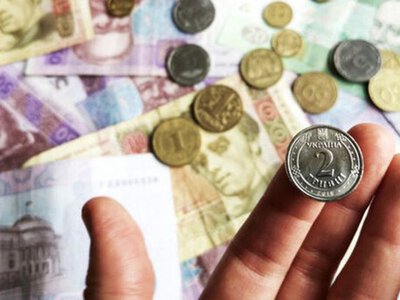 Банкноти дрібних номіналів виходять з обігу: що потрібно знати українцям
