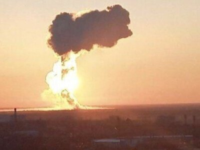 Гарно палає: момент атаки на аеродром Енгельс потрапив на відео