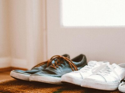 Змочую 2 ватних диски в оцті та кладу в чоботи на ніч: неприємний запах буквально випарувався