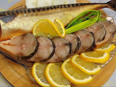 Золотиста скумбрія «як копчена»: секретний рецепт без диму та хімії