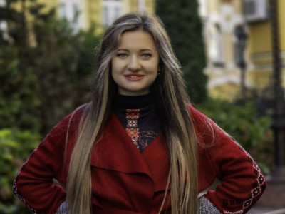 Надихнулася віршами Лесі Українки: українська співачка презентувала пісню Хто вам сказав?