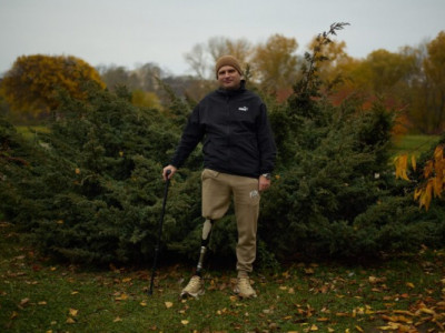 Навчився долати кілометри на протезі й отримав водійські права: історія ветерана