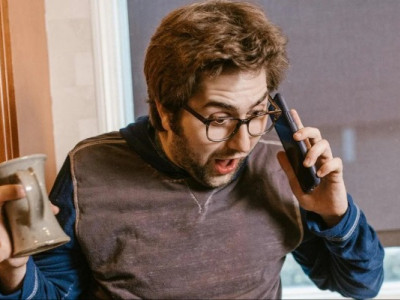 Мобільний зв'язок дорожчає: Всі оператори підвищують тарифи до 100 грн