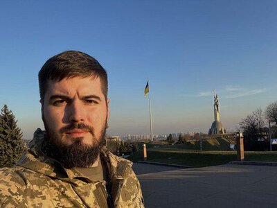 Побачив – і в жар кинуло, – командир Ахіллесу пригадав перші дні захисту Києва в 2022