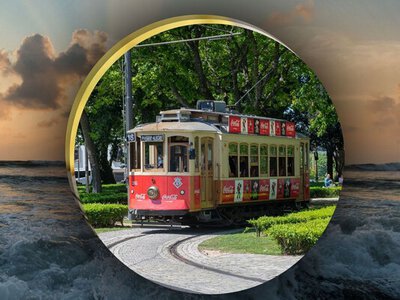 Наче машина часу, – українка показала ретро-трамвай, який везе прямо до Атлантичного океану