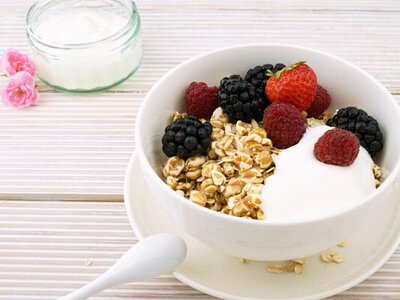 Дієтологи назвали корисні перекуси для кишківника