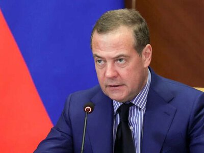 США та Ізраїль атакують Іран: Медведєв емоційно висловив позицію Росії