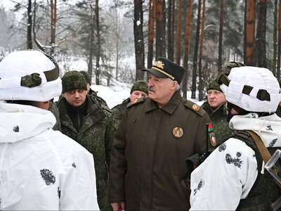 Біля кордонів України: білоруський опозиціонер відповів, навіщо Лукашенко збирає резервістів