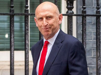 Іран запустив ракети у бік Кіпру, де стоять бази Британії - Джон Гілі