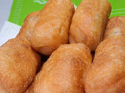 Секрет пухирчастих пиріжків – у цій дії з борошном. Рецепт тіста, яке довго не черствіє