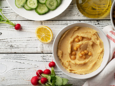 Намазка з нуту за 15 хвилин: аромат, від якого складно відірватися