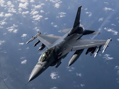 Україна наприкінці 2025 року залишилася без ракет для F-16 — Reuters