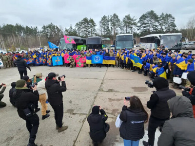 З полону повернулися 200 українських воїнів, серед них – жителі Хмельниччини (ФОТО)