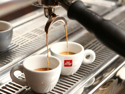 Секрет довголіття у чашці: яку каву обирають довгожителі