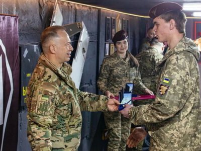 Як 19-річний десантник вразив Сирського