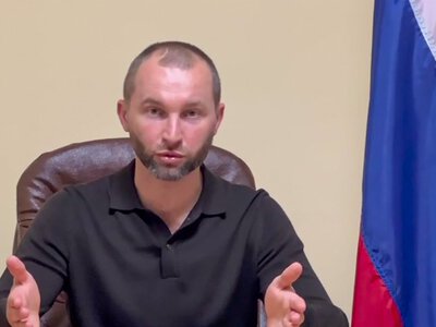 Замах на окупаційного голову Каховки. Колаборант заявив про атаку дрона на його авто