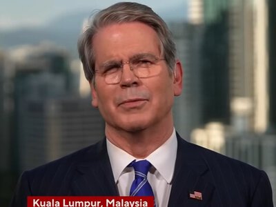 США можуть зняти санкції з російської нафти через дефіцит на ринку, – Бессент