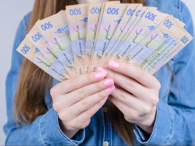 Психологиня Полтавського ТЦК задекларувала понад 34 мільйони гривень аліментів