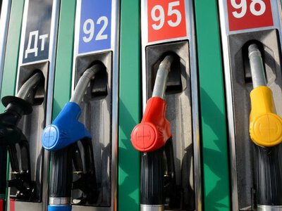 Бензин по 100 гривень за літр: економісти дали прогноз щодо цін на АЗС