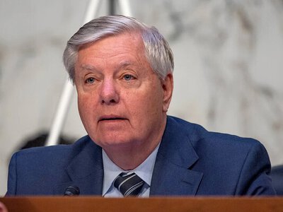 Ліндсі Грем закликав не бити по нафті Ірану