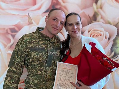 Його вважали зниклим безвісти: історія військового НГУ, який нарешті одружився з коханою