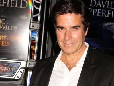 Відомий ілюзіоніст Коперфілд оголосив про завершення виступів на тлі зв'язків з Епштейном