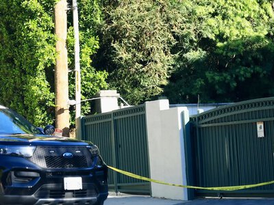 У Лос-Анджелесі жінка обстріляла з рушниці будинок Ріанни, коли співачка була вдома